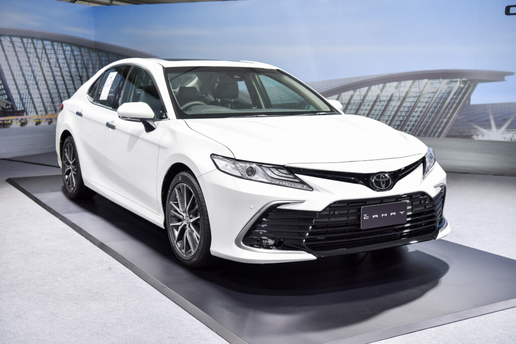 2022 Toyota Camry Facelift Launched In Thailand 2 5L And Hybrid 2 0L 