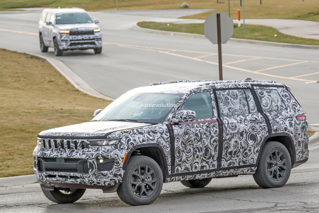 New Year All New Grand Cherokee Jeep SUV Set For January 7 Debut