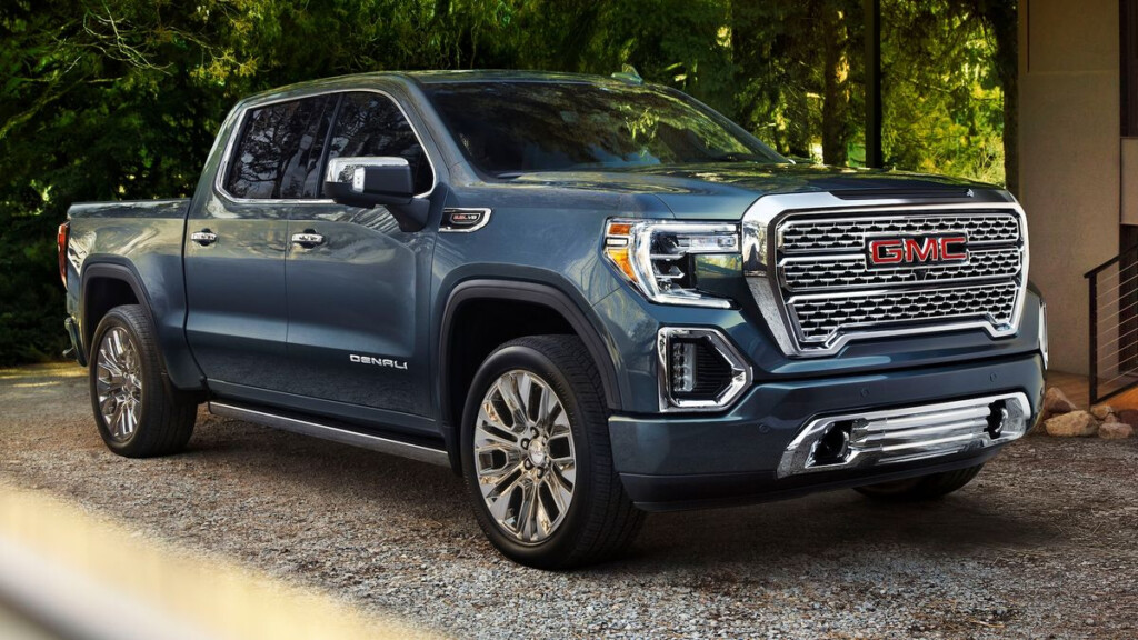 The 2024 GMC Sierra Just Gained V8 Power