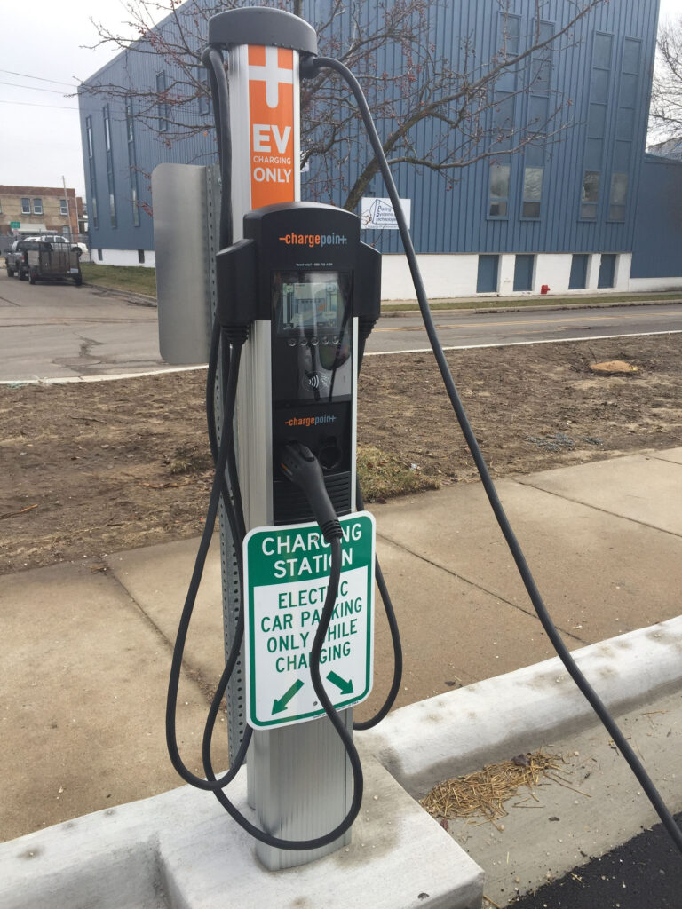 Consumers Energy Issues Rebates For 387 Electric Vehicle Charging